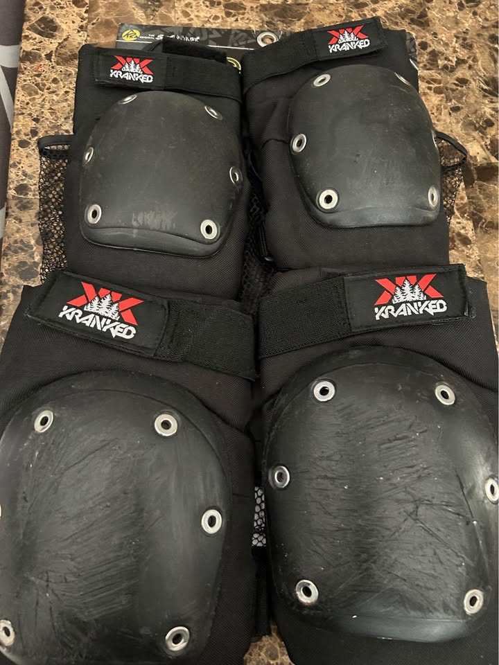 Elbow and knee pads(Size L ) - photo 2