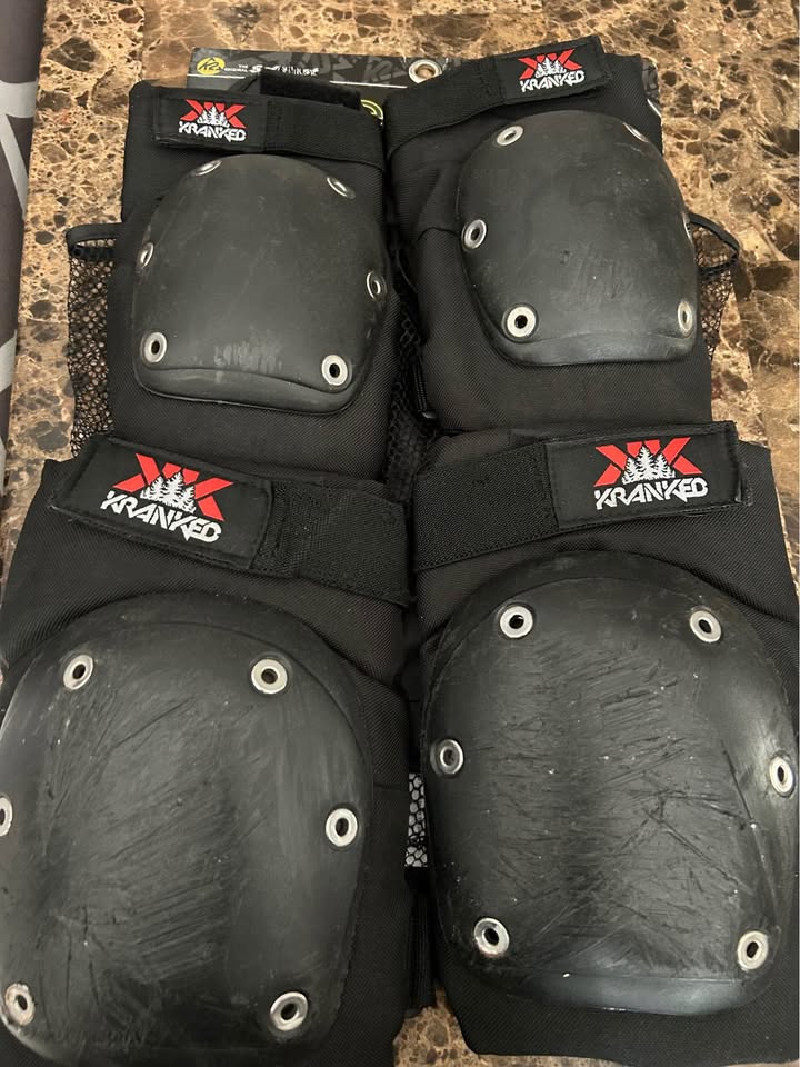 Elbow and knee pads(Size L ) - photo 3
