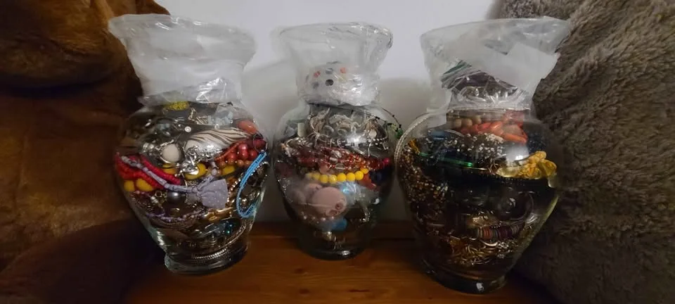 Mystery Jewelry jars image indicator(2)