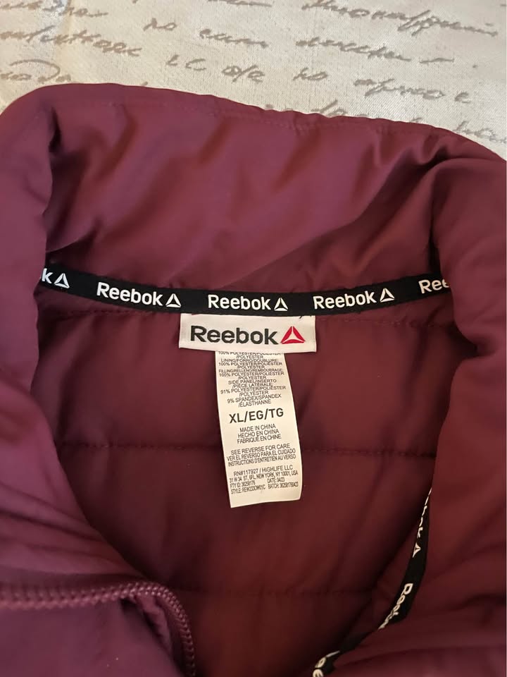 Reebok women’s vest- XL - photo 4
