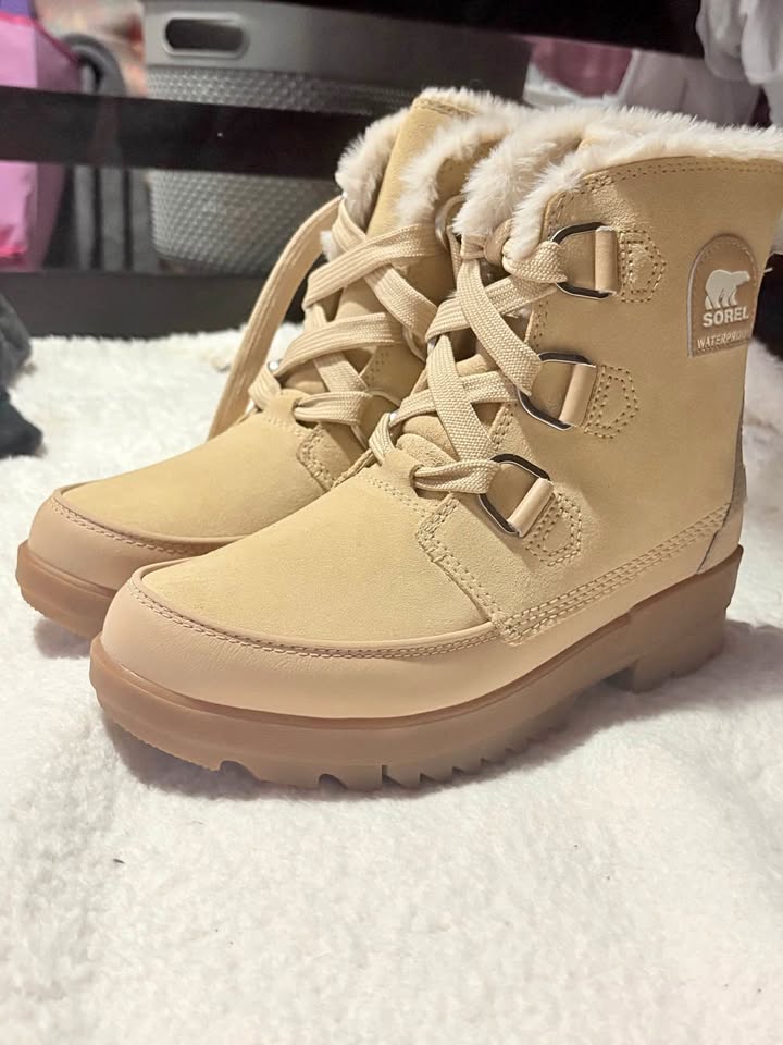 Womans sorel winter boot