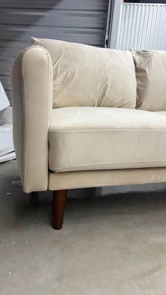 56" wide Loveseat ♥️😍 image indicator(4)