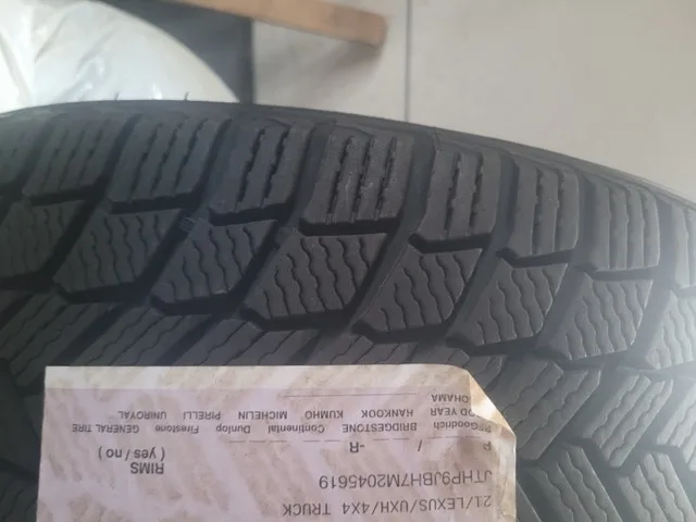 Winter Tires 18" Michelin image indicator(5)