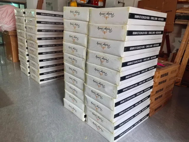 Prestige Vanity – Wholesale Makeup Vanity $135 | Flip for $249.9 image indicator(3)