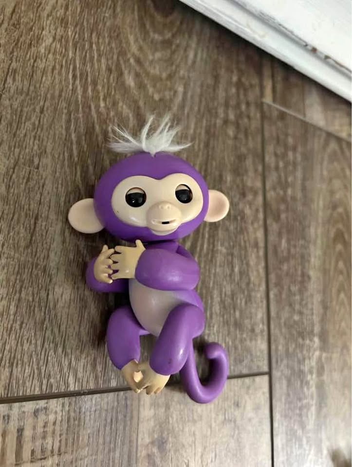 Fingerlings Baby Monkey Toy Purple