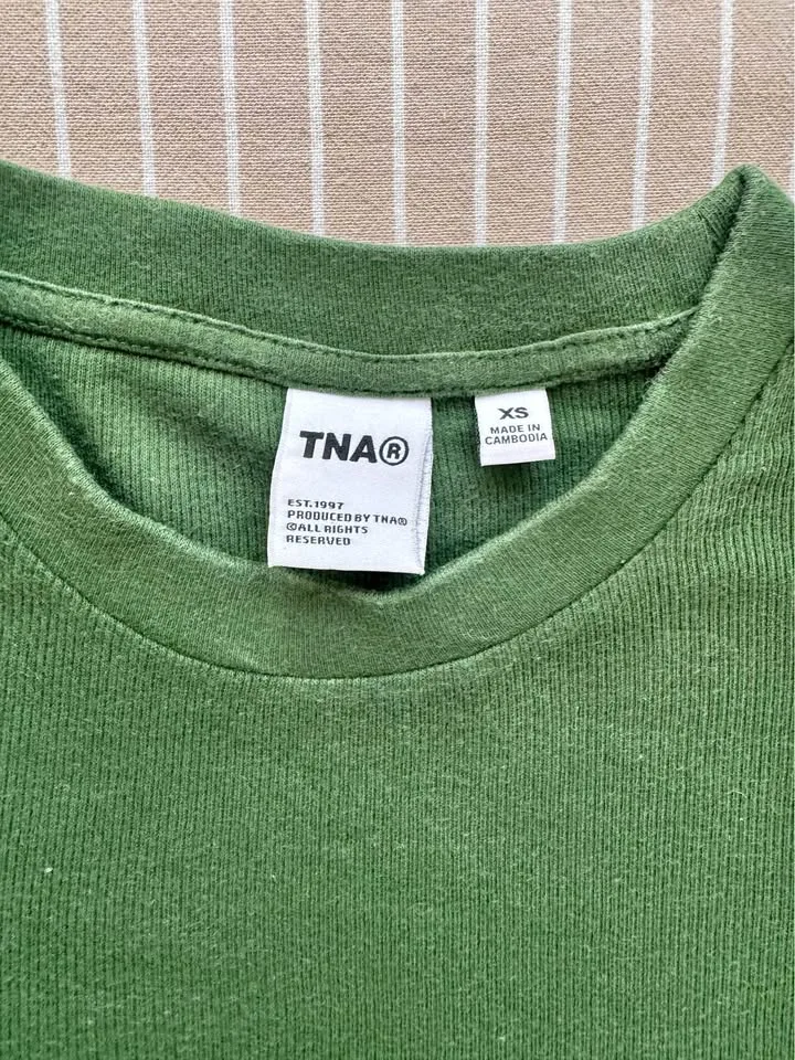 Aritzia TNA Homebody Stretch Green Tee Size XS