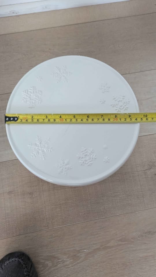 Hallmark snowflake cake stand - photo 3