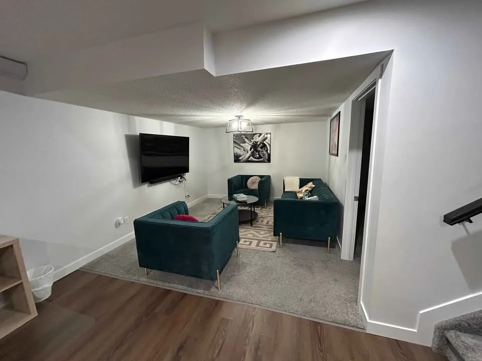 Furnished 2-Bedroom Basement Suite for Rent image indicator(4)