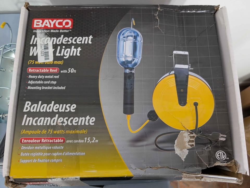 Bayco Utility Light on 50-Foot Metal Reel - photo 4