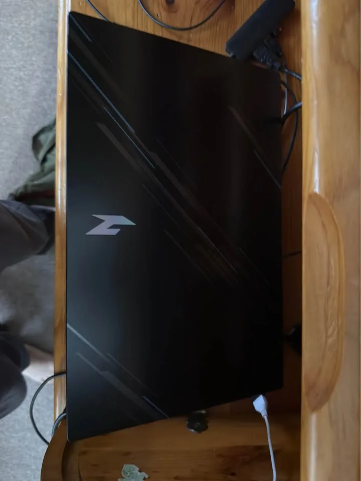 Acer nitro v15 intel core i7 13gen rtx4050 16 gb ram 512 gb image indicator(3)