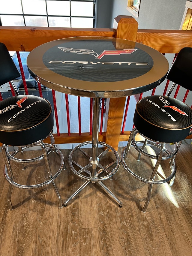 Corvette Bar Table and Chairs - photo 2