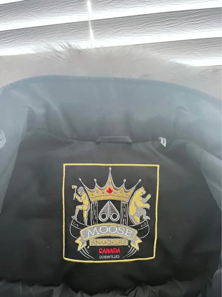 Moose Jacket image indicator(6)