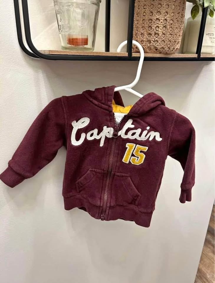 Boys Hoodie Size 9 months (carters)