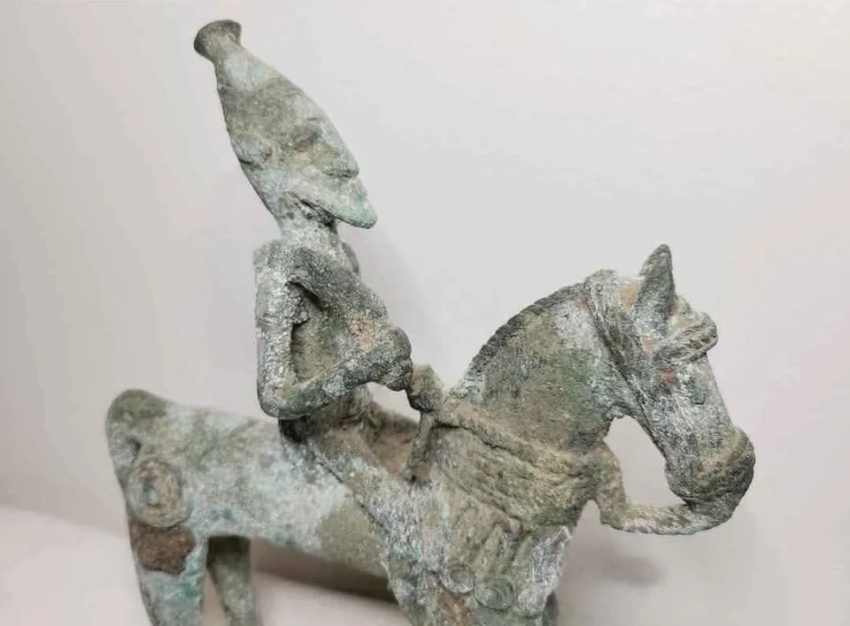 Rare Antique Bronze Dogon Rider & Horse From Mali - Africa - 8"H image indicator(2)