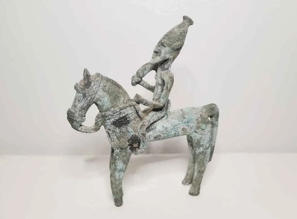 Rare Antique Bronze Dogon Rider & Horse From Mali - Africa - 8"H image indicator(4)