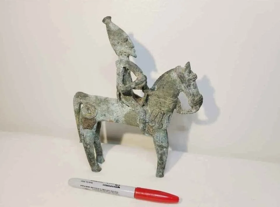 Rare Antique Bronze Dogon Rider & Horse From Mali - Africa - 8"H image indicator(9)