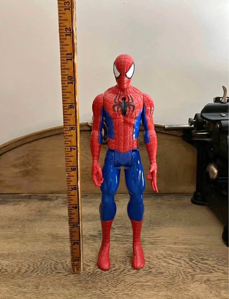 Marvel Titan Hero Series Spider Man 12" inch Action Figure