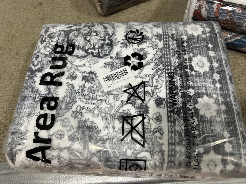 Brand New Washable Non-Slip Boho Rug image indicator(3)