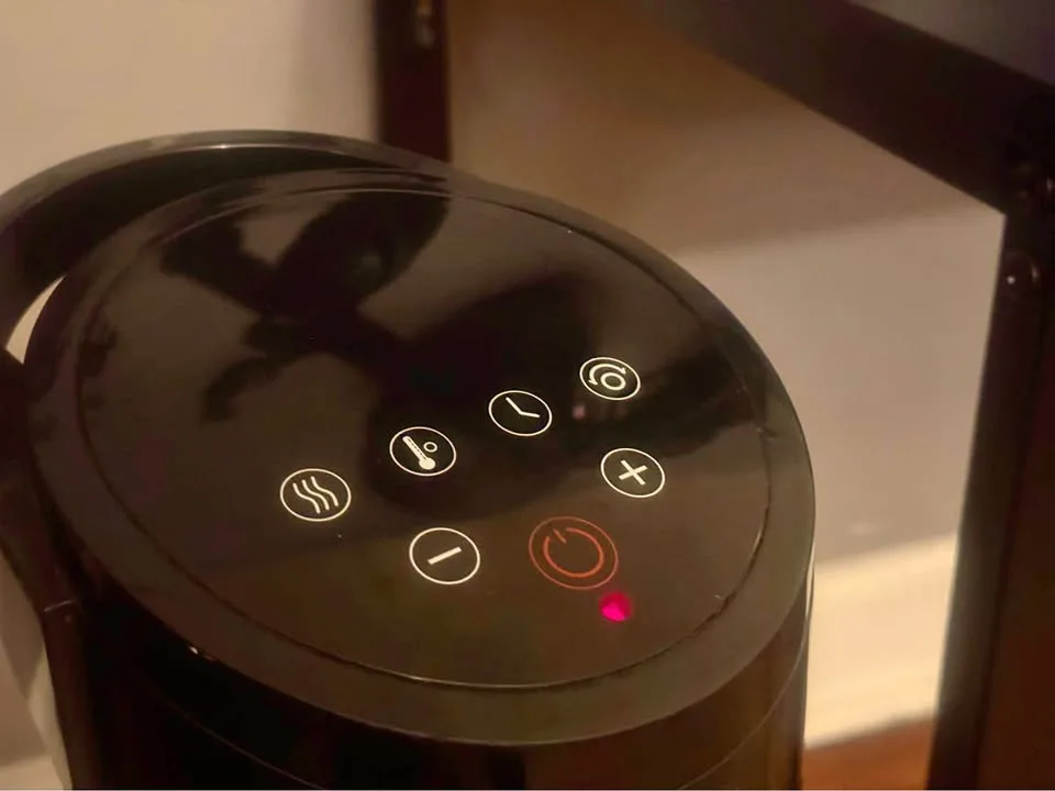 NOMA Oscillating Ceramic Tower Heater 🧡