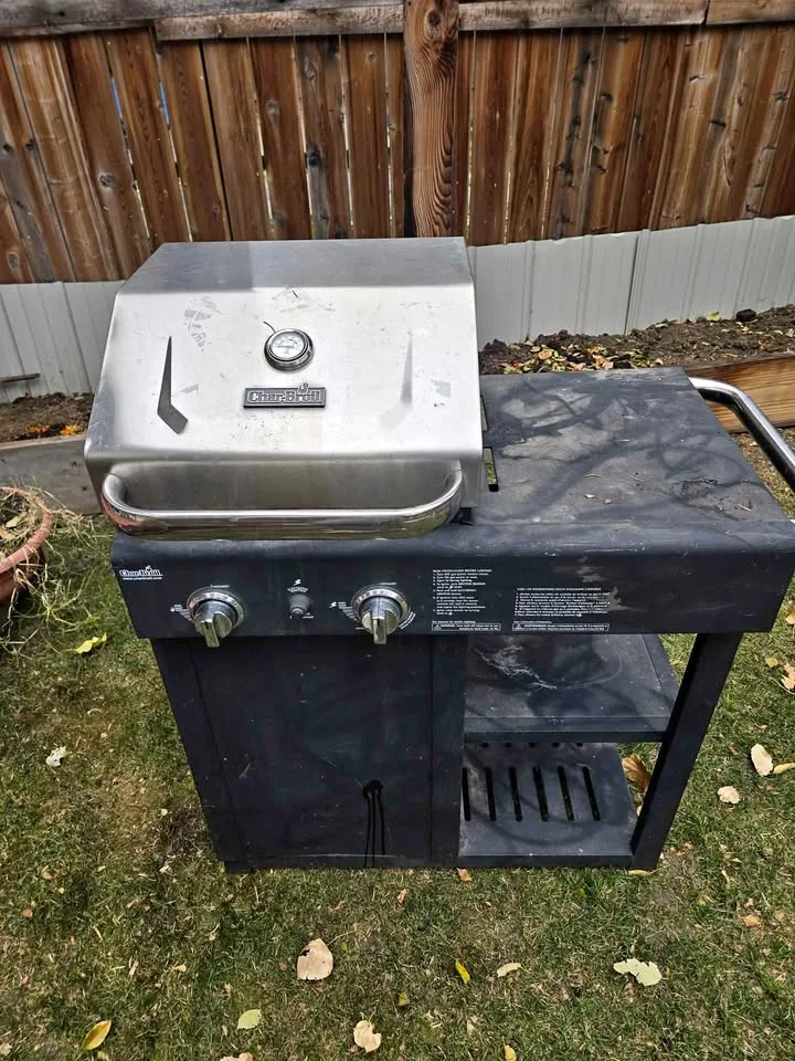 Char broil 3 burner gas/electric grill