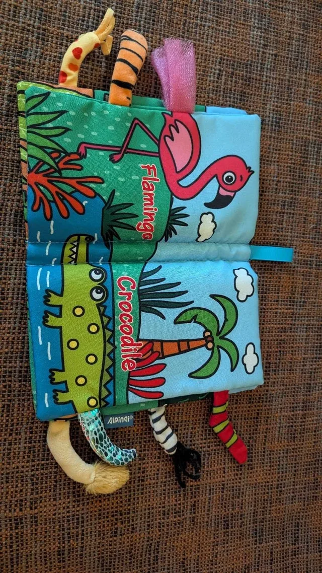 Jungly Tails Book image indicator(3)