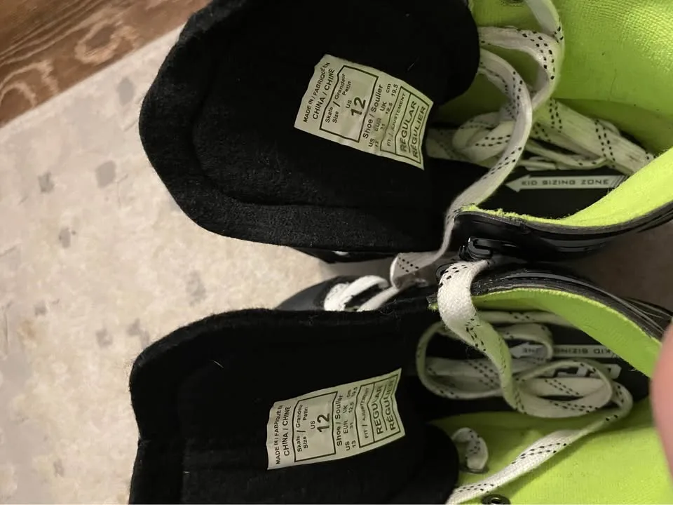 CCM kids skates image indicator(2)