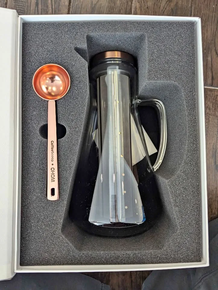 Ohom Sio handmade cold infusion pitcher