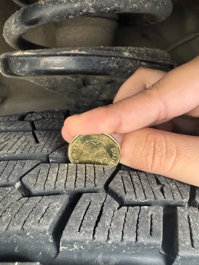 Yokohama Winter Tires with Rims 215/65/R16 image indicator(6)