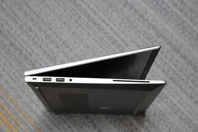 HP ZBook G8 14 Laptop (11th gen Core i7, 16GB RAM, 512GB SSD) image indicator(4)