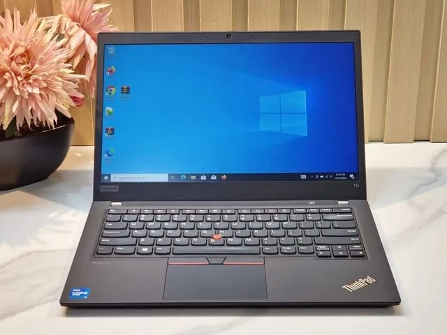 Lenovo ThinkPad T14 Laptop (Intel Core i7, 16GB RAM, 512GB SSD)