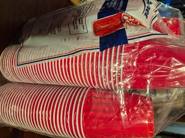 Open Bag of New Big Red Plastic Cups image indicator(3)