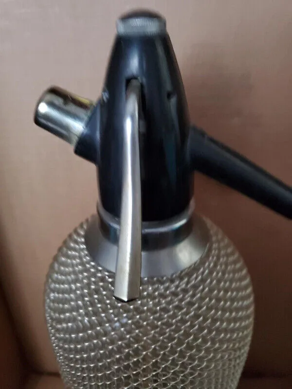 Vintage Seltzer Bottle image indicator(4)