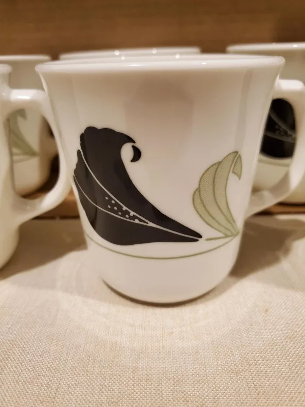 Vintage Corelle Cups – Black Orchid image indicator(6)