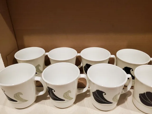 Vintage Corelle Cups – Black Orchid image indicator(8)