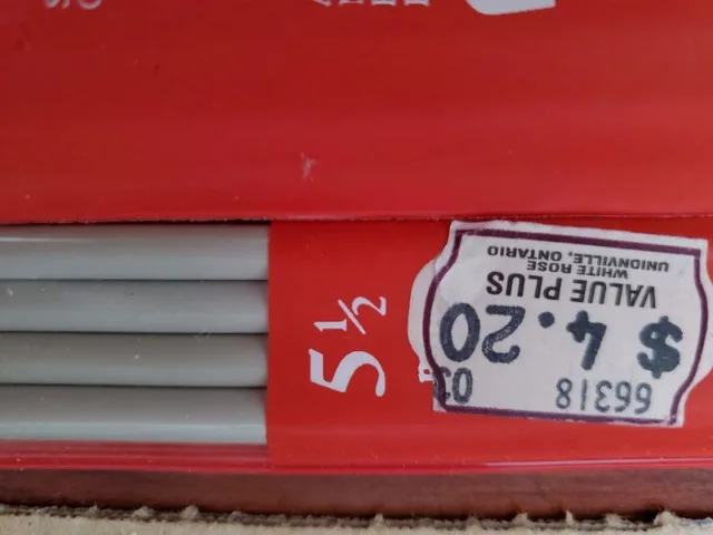 Vintage Knitting Needles image indicator(5)