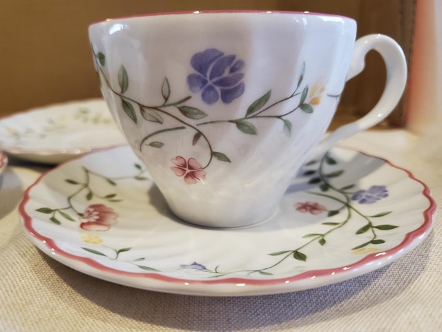 Tea Cups - Johnson Brothers Summer Chintz