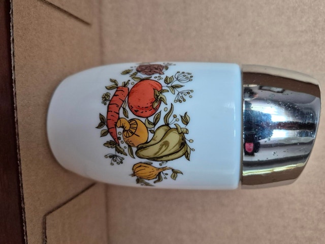 Vintage Sugar Dispenser - Corning Spice o' Life pattern - photo 4
