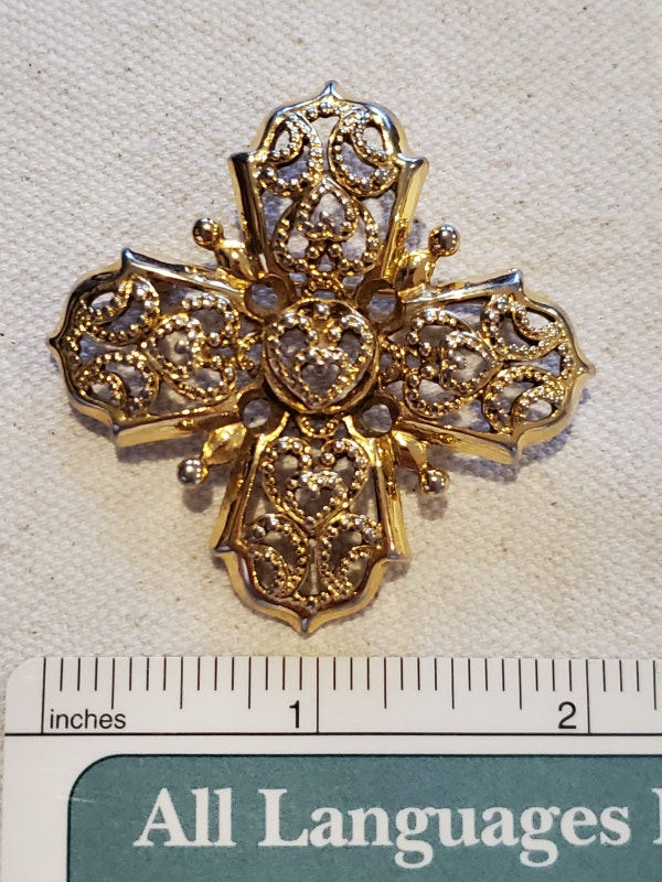 Gold Tone Maltese Cross Brooch