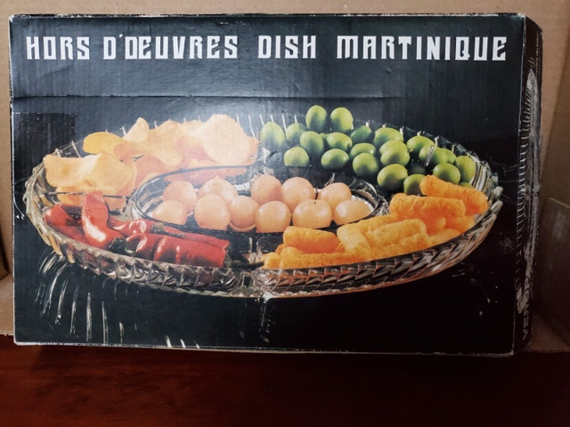 Vintage Hors D'Oeuvres Dish - Martinque - photo 2