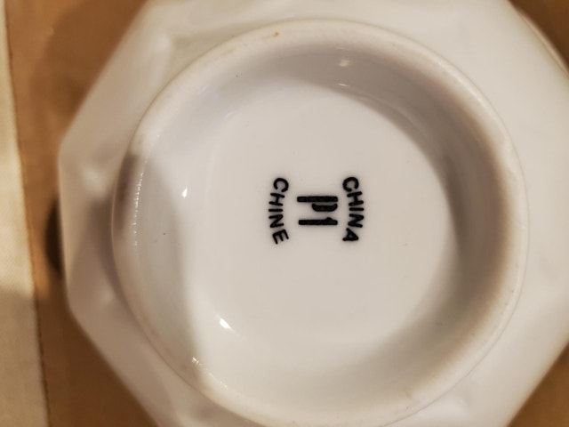 Nice little lotus shaped bowl - photo 3