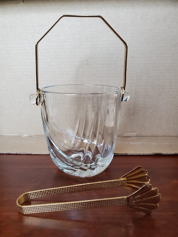 Small Ice Bucket with handle and tongs - photo 4