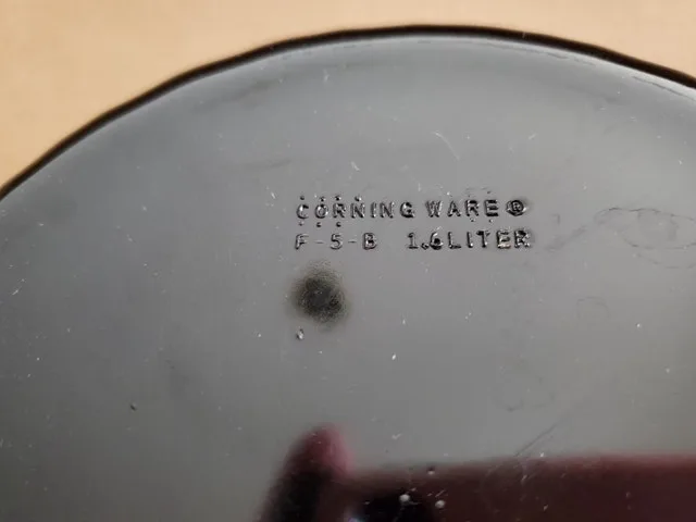 Vintage Corning Ware French Black image indicator(4)