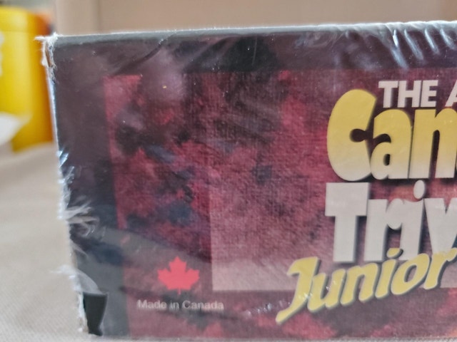 All Canadian Trivia Junior Board Game - photo 5