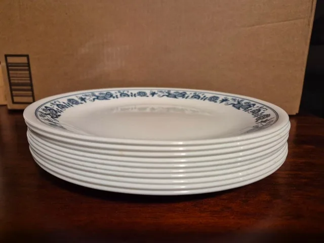 Vintage Corelle - Old Town Blue Luncheon/Salad Plates image indicator(2)