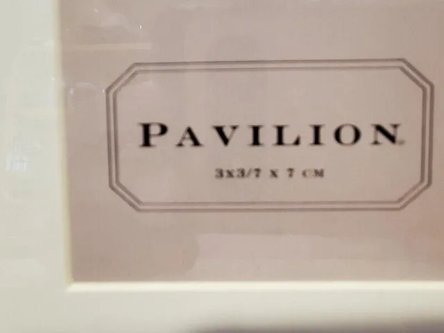 Silver coloured frame - Pavilion image indicator(2)