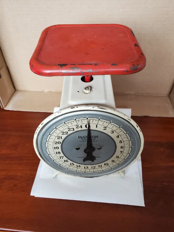 Vintage Kitchen Scale - Hanson image indicator(2)