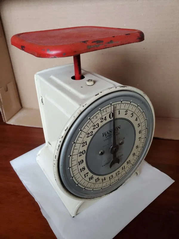 Vintage Kitchen Scale - Hanson image indicator(6)