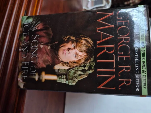 Game of Thrones - Songs of Ice and Fire box set image indicator(3)