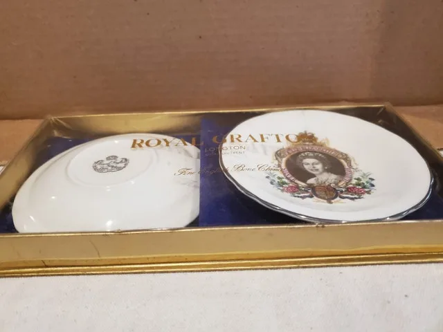 Queen Elizabeth Silver Jubilee image indicator(7)