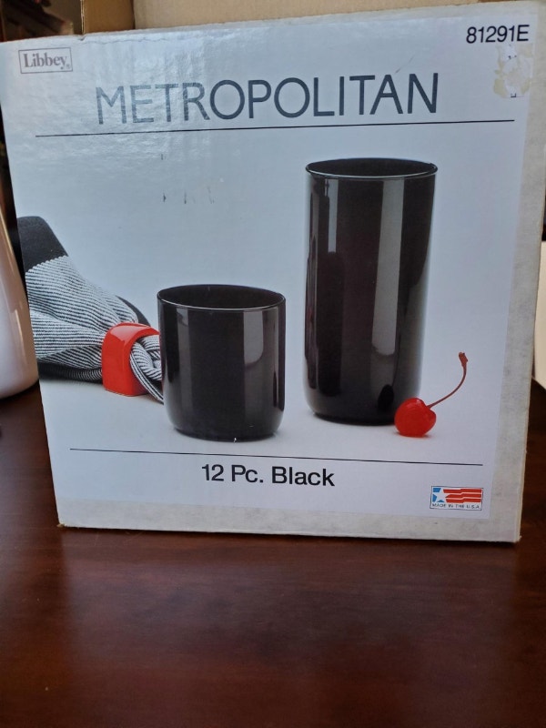 Vintage Libbey Metropolitan Black Glasses - photo 2